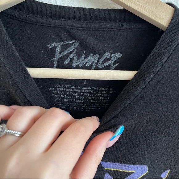 PRINCE Black Purple Rain Prince And The Revolution Short Sleeve Graphic Band Tee - Picture 7 of 8
